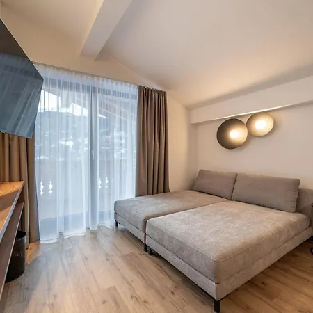 Pensión Miramonte 3*