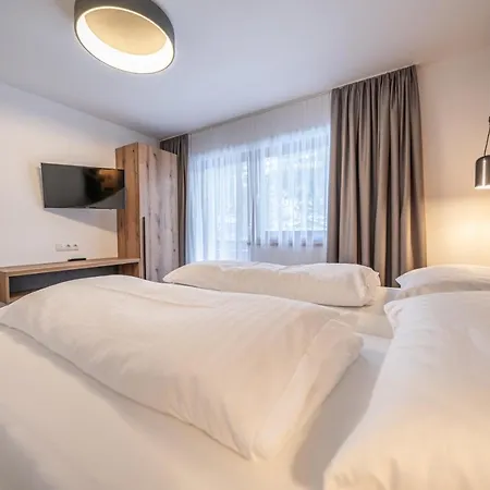 Miramonte Pensionat 3*