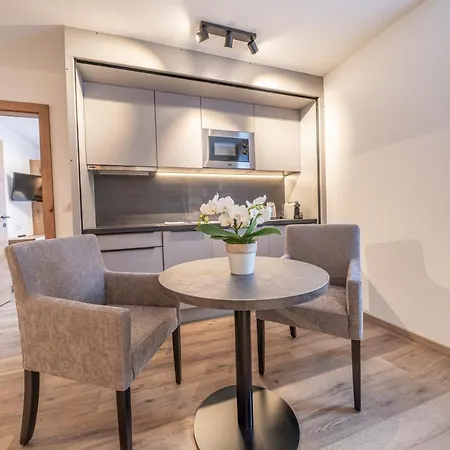 Pensionat Miramonte 3*