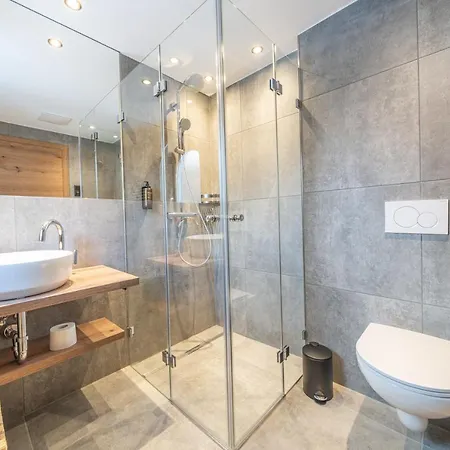 Miramonte ゲストハウス 3*